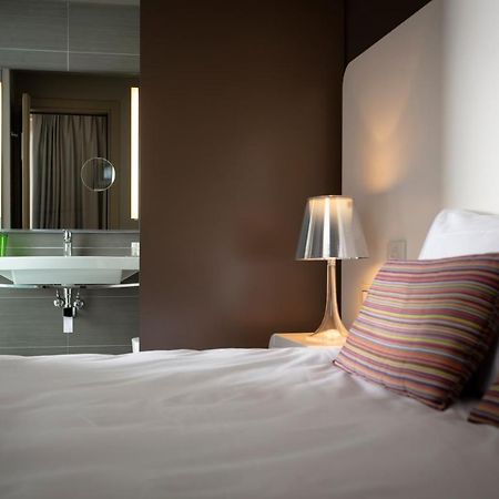 8Piuhotel Lecce Esterno foto