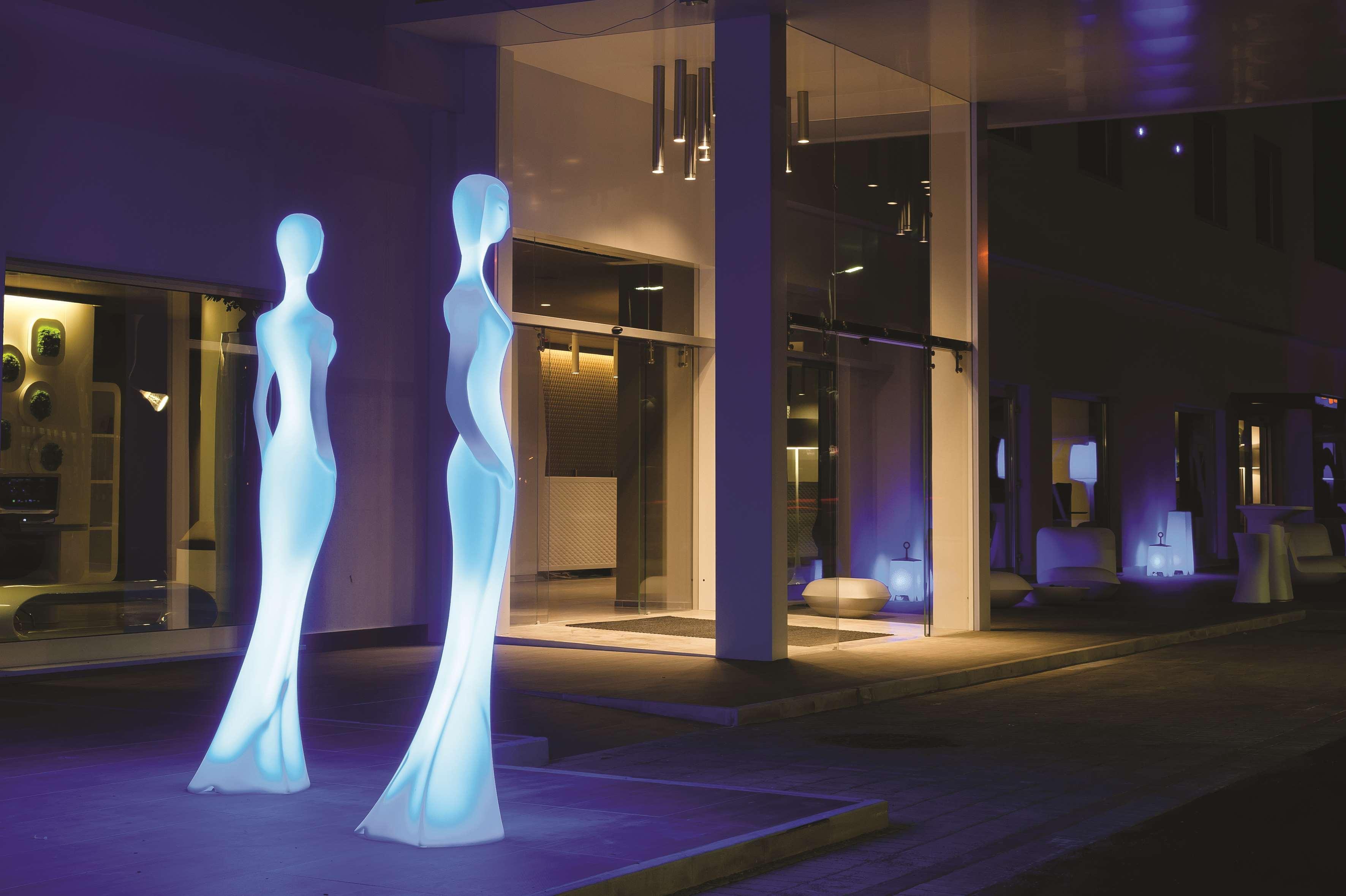8Piuhotel Lecce Esterno foto