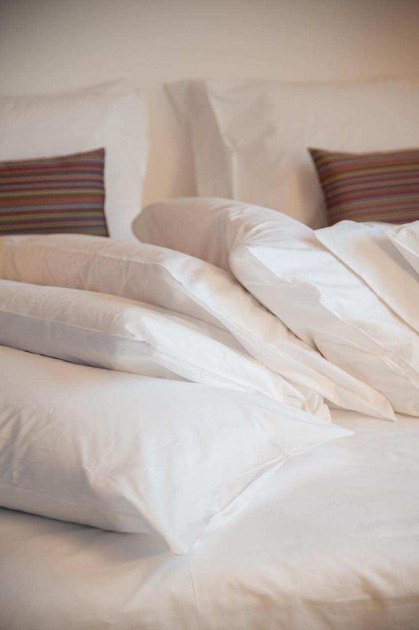 8Piuhotel Lecce Esterno foto